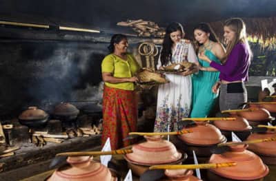 4 Day Sri Lanka Private Tour with 4 Star Hotels in Kandy, Ella & Yala Safari